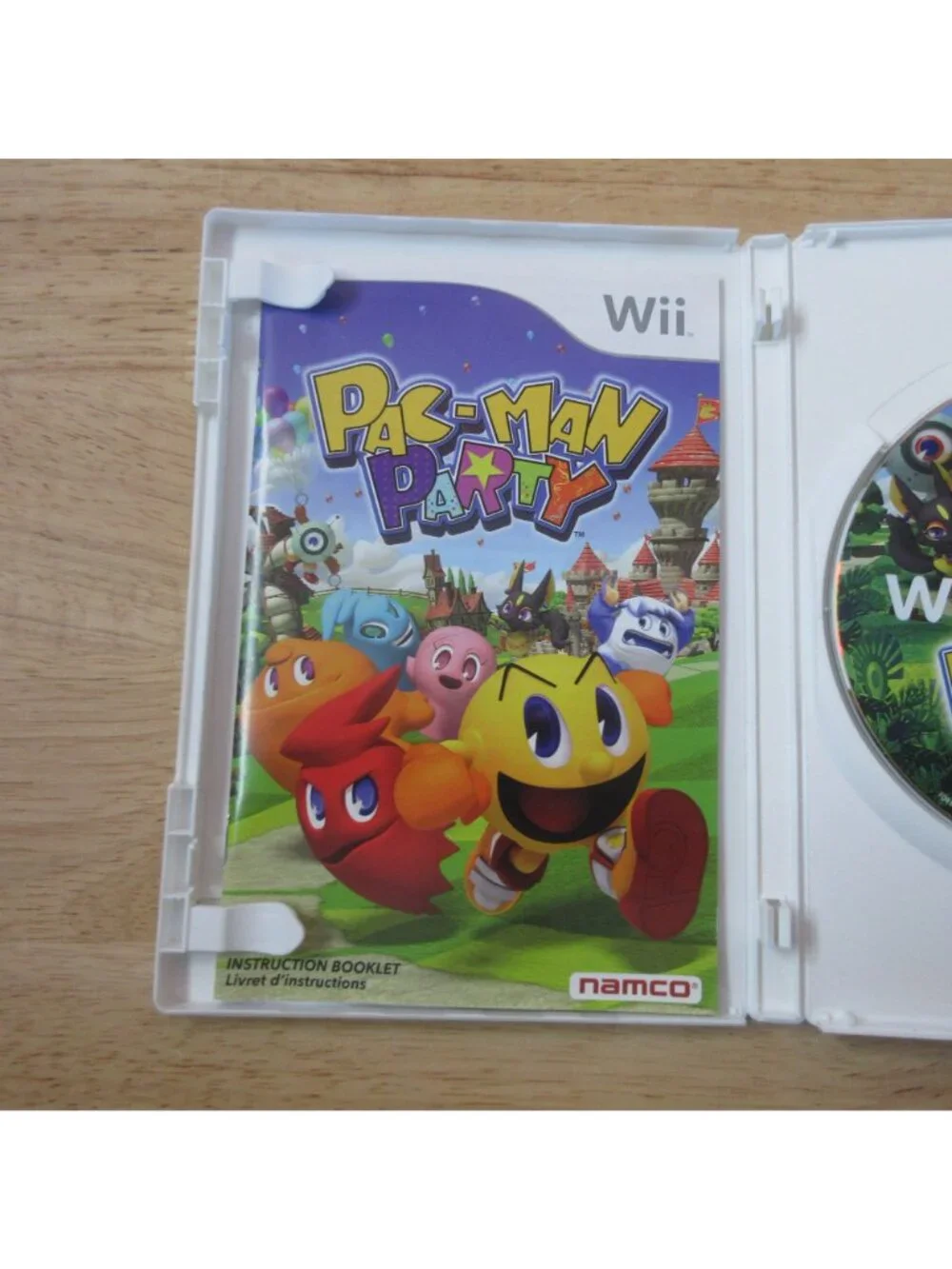 Pac-Man Party (Nintendo Wii 2010) with Manual